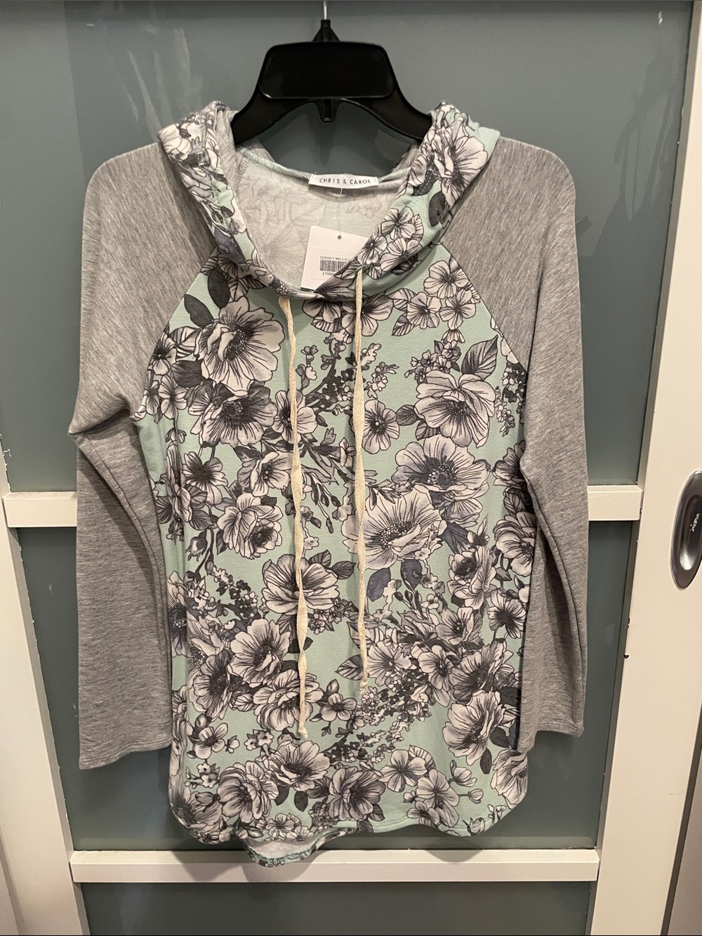 Chris & Carol Mint Floral Raglan Hoodie with Gray Sleeves, size S, NWT
